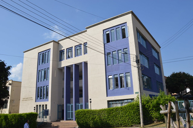 Edificio de Derecho - Universidad de Ibagué